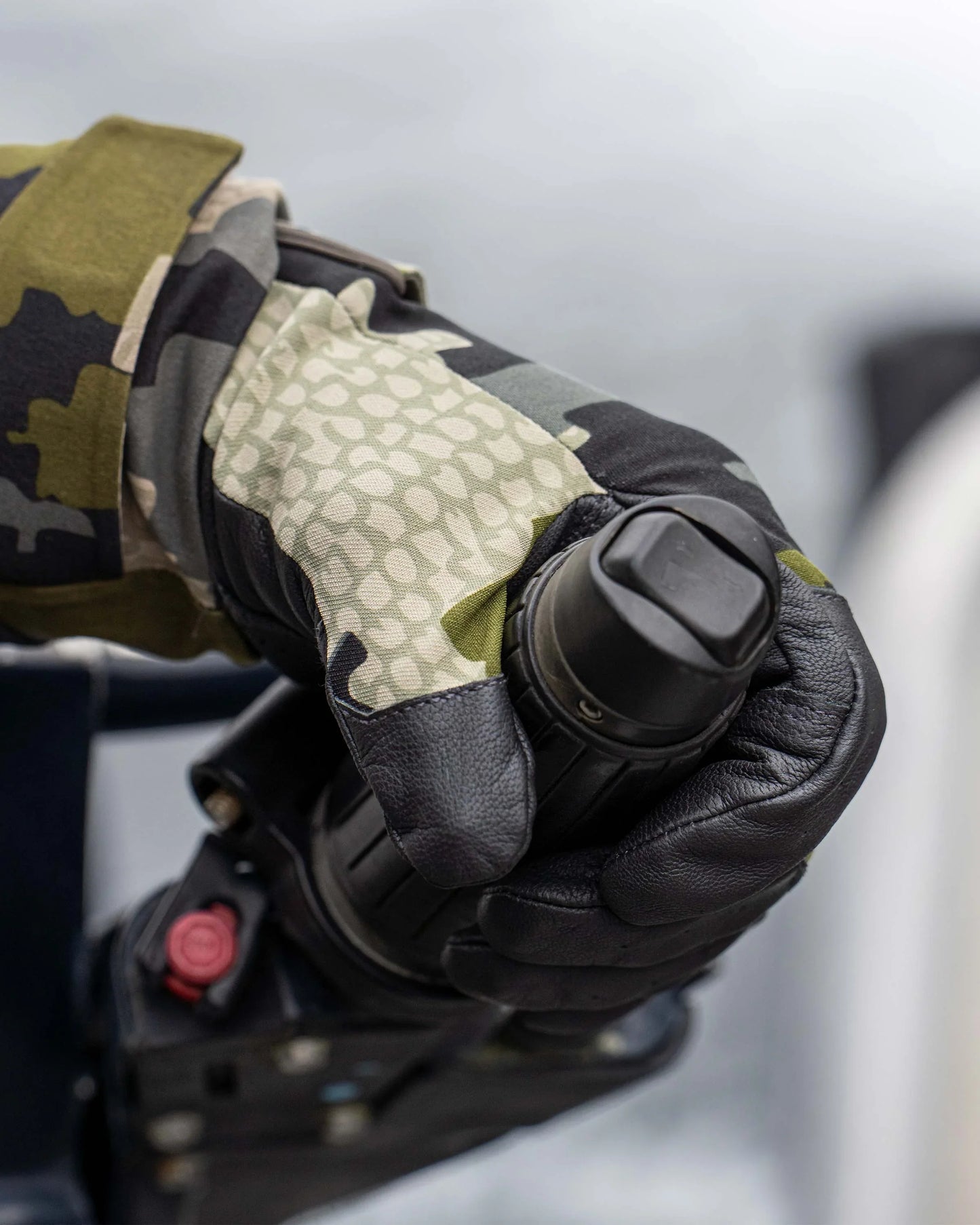 Precision Glove | Ash