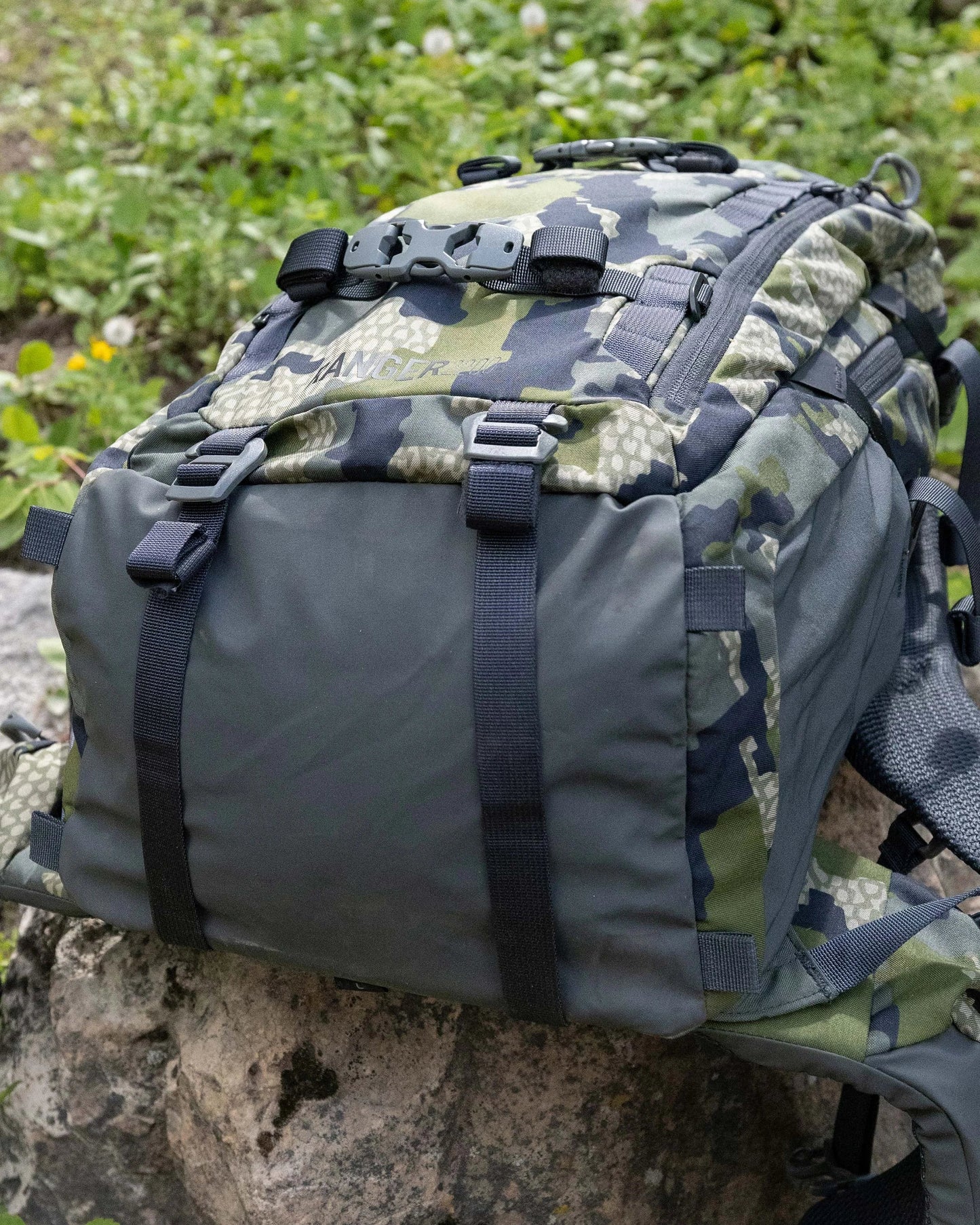 Ranger 2200 | Vias