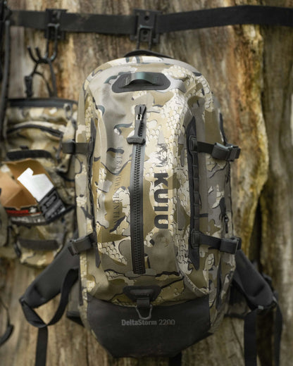DeltaStorm 2200 Submersible Backpack | Valo