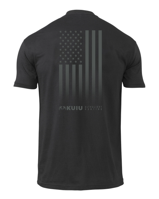 KUIU Vertical Flag Logo T-Shirt | Black